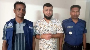 মুন্সীগঞ্জে স্ত্রীকে হত্যা করে থানায় আত্মসমর্পন