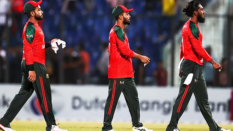 ৪ বছর পর ঘরের মাঠে হোয়াইটওয়াশ বাংলাদেশ ৪ বছর পর ঘরের মাঠে হোয়াইটওয়াশ বাংলাদেশ