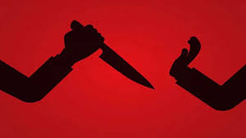 ঘুমন্ত অবস্থায় সৎমাকে কুপিয়ে হত্যা, ছেলে পলাতক ঘুমন্ত অবস্থায় সৎমাকে কুপিয়ে হত্যা, ছেলে পলাতক