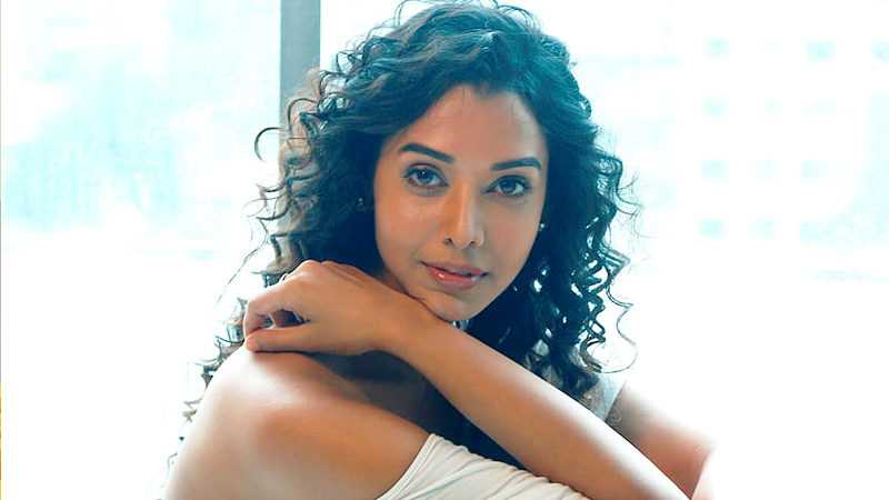 অন্তরঙ্গ দৃশ্যের অস্বস্তিকর অভিজ্ঞতা জানালেন অনুপ্রিয়া অন্তরঙ্গ দৃশ্যের অস্বস্তিকর অভিজ্ঞতা জানালেন অনুপ্রিয়া