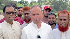 ‘বিএনপিতে সন্ত্রাসী-খুনির জায়গা নেই’, চুয়াডাঙ্গায় বিজিএমইএ সভাপতি