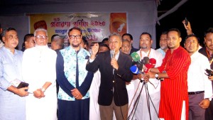 প্রবারণা পূর্ণিমায় চট্টগ্রামে সম্প্রীতির বার্তা দিলেন আমির খসরু