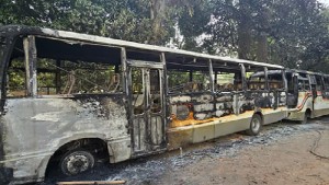 সাভারে ড্যাফোডিল ও সিটি ইউনিভার্সিটির শিক্ষার্থীদের মধ্যে সংঘর্ষের ঘটনায় পাল্টাপাল্টি মামলা সাভারে ড্যাফোডিল ও সিটি ইউনিভার্সিটির শিক্ষার্থীদের মধ্যে সংঘর্ষের ঘটনায় পাল্টাপাল্টি মামলা