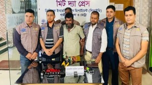 গাজীপুরে ২২ লাখ টাকার ডাকাতি, সিআইডির অভিযানে মূল হোতা গ্রেফতার