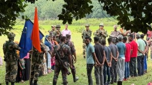 কুমিল্লা সীমান্তে ১৯ বাংলাদেশিকে হস্তান্তর করল বিএসএফ কুমিল্লা সীমান্তে ১৯ বাংলাদেশিকে হস্তান্তর করল বিএসএফ