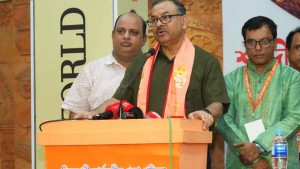 এবারের পূজায় নিরাপত্তা ঝুঁকি নেই: ডিএমপি কমিশনার