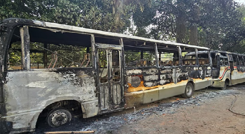 সাভারে ড্যাফোডিল ও সিটি ইউনিভার্সিটির শিক্ষার্থীদের মধ্যে সংঘর্ষের ঘটনায় পাল্টাপাল্টি মামলা সাভারে ড্যাফোডিল ও সিটি ইউনিভার্সিটির শিক্ষার্থীদের মধ্যে সংঘর্ষের ঘটনায় পাল্টাপাল্টি মামলা