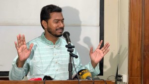 ডাকসু নির্বাচন: নতুন দিগন্তে ছাত্ররাজনীতি দেখতে চান নুর