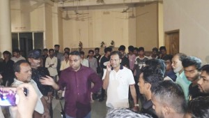 ছাত্রলীগ সন্দেহে পার্টি থেকে ৩৯ কিশোর আটক