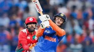 ভারতের বিপক্ষে ৮ উইকেট তুলে নিল ওমান