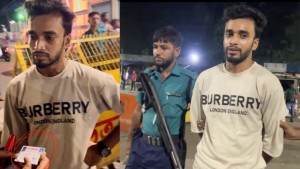ঢাবিতে ভুয়া আইডি কার্ড দেখিয়ে প্রবেশের চেষ্টা, আটক ২