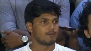 ডাকসু নির্বাচনের ফল প্রত্যাখ্যান করলেন আবিদ