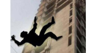 নির্মানাধীন ভবন থেকে পড়ে শ্রমিকের মৃত্যু