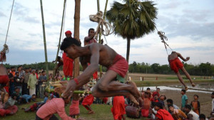 মৌলভীবাজারের ঐতিহ্যবাহী চড়কপূজা শুরু আজ