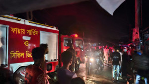পটুয়াখালীতে পেট্রলের দোকানে আগুন, দগ্ধ ১