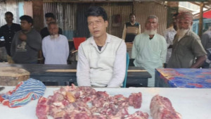 ফুলবাড়ী বাজারে পঁচা মাংস বিক্রি, ব্যবসায়ীকে জরিমানা