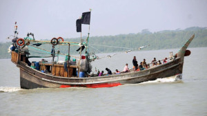 জলদস্যুর গুলিতে গুলিবিদ্ধ ২ জেলে, আহত ৪