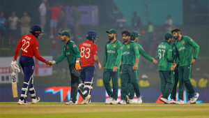 সেমিফাইনাল নিশ্চিতে বাকি ৪ দলের সমীকরণ