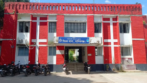 বিষপানে স্ত্রীকে হত্যার অভিযোগ, স্বামী-সতিন আটক