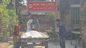 বাবার কাছ থেকে ছিনিয়ে নিয়ে ধর্ষণের বিচার চাওয়া কিশোরীকে হত্যা