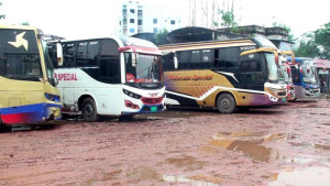 রাজশাহীতে পরিবহন ধর্মঘট, টার্মিনাল থেকে ছাড়ছে না কোনো বাস