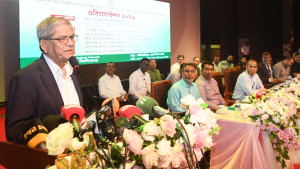 শুধু চাকরির পেছনে নয়, কৃষি উদ্যোক্তা হওয়ার আহ্বান স্থানীয় সরকারমন্ত্রীর