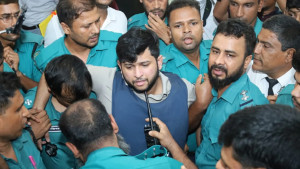 সব মামলায় জামিন, মুক্তিতে বাধা নেই আফ্রিদির