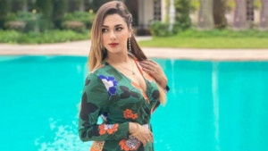 প্রতারণা মামলায় আদালতে আত্মসমর্পণ, জামিন পেলেন চিত্রনায়িকা ববি