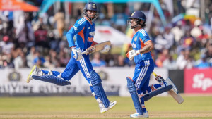 জিম্বাবুয়ের সামনে ভারতের ২১৯ রানের ঝড়
