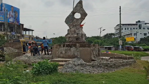 ঝিনাইদহের বীরশ্রেষ্ঠ হামিদুর রহমানের ভাস্কর্য অপসারণ!