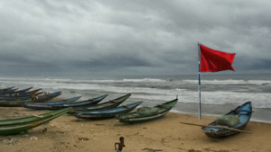সাগরে সুস্পষ্ট লঘুচাপ, চার সমুদ্রবন্দরে ৩ নম্বর সতর্কসংকেত