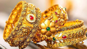 ভরিতে ৩,৩২৫ টাকা কমল স্বর্ণের দাম