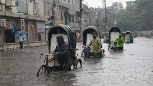 পাঁচ বিভাগে অতিভারি বৃষ্টির আভাস