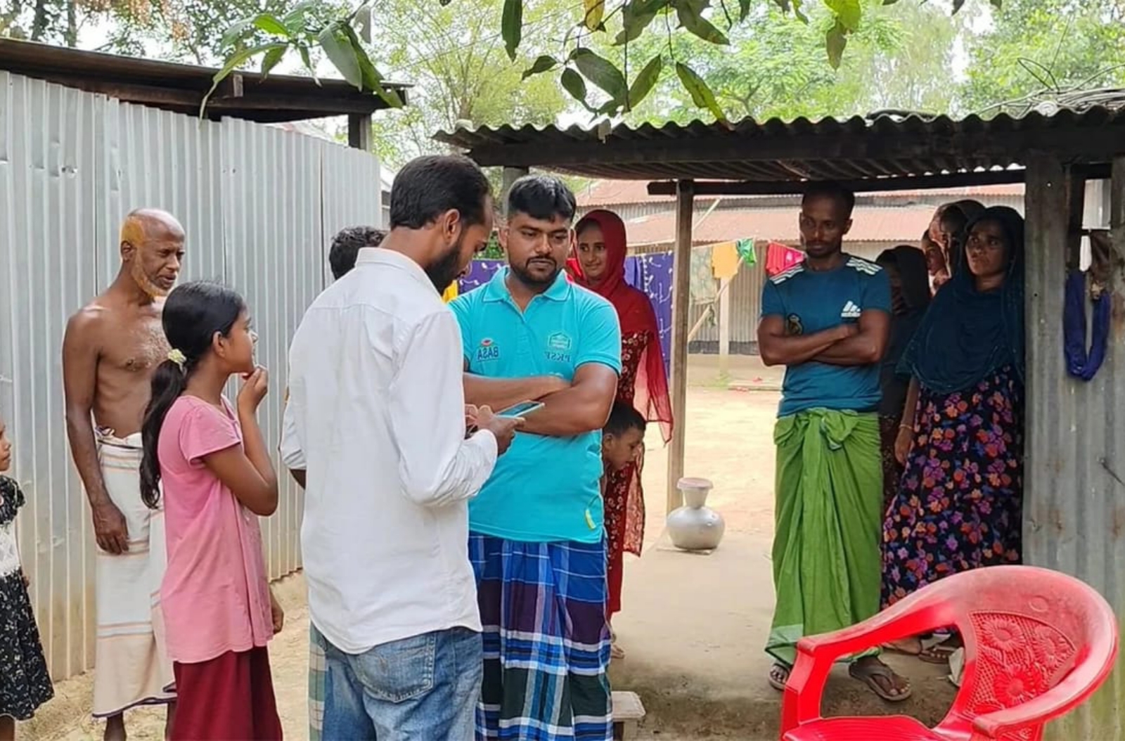 স্ত্রী পালালেন অন্যের সঙ্গে, প্রেমিকের স্ত্রীকে বিয়ে করলেন স্বামী