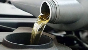 বিশ্ববাজারে তেলের দামে বড় পতন