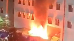 মাঝরাতে শাহজালাল বিমানবন্দরের কার্গো কমপ্লেক্সে ফের অগ্নিকাণ্ড