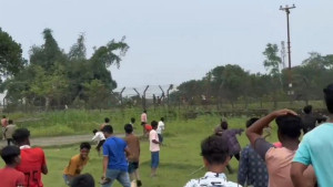 সীমান্তে বাংলাদেশিদের ধাওয়ায় পালিয়ে বাঁচলো বিএসএফ ও ভারতীয়রা