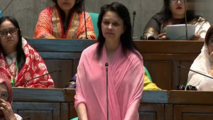 ‘সিক্সটিন হানড্রেড মাইল অফ কাঁচা রাস্তা’, সমালোচনার পর মুখ খুললেন এমপি জেবা