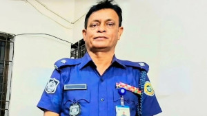 ‘আপনি সেই মাল?’ নারী বাদীকে দেখে ওসির মন্তব্য