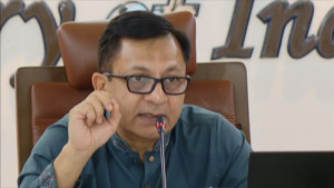 শিল্পের পূর্ণ উৎপাদনে গ্যাস সংকট দূর করার আশ্বাস বাণিজ্যমন্ত্রীর