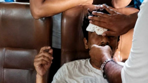 ব্রাহ্মণবাড়িয়ায় আবারও চলন্ত ট্রেনে পাথর নিক্ষেপ, গুরুতর আহত যাত্রী