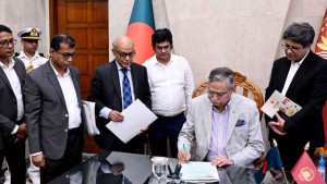 রাষ্ট্রপতির স্বাক্ষরে চূড়ান্ত ২০২৬-২৭ অর্থবছরের বাজেট