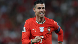 ৬ বিশ্বকাপে গোল করে ইতিহাস গড়লেন রোনালদো