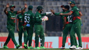 অস্ট্রেলিয়ার বিপক্ষে শেষ ওয়ানডেতে একই স্কোয়াডে খেলবে বাংলাদেশ
