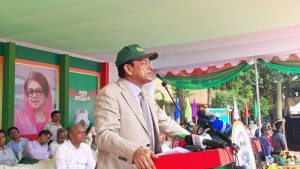সব প্রাথমিক বিদ্যালয়ে চালু হচ্ছে মিড ডে মিল: শিক্ষামন্ত্রী