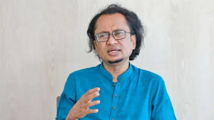 দিল্লির বিমানবন্দরে হয়রানির শিকার প্রধানমন্ত্রীর তথ্য উপদেষ্টা