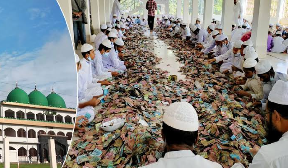 পাগলা মসজিদের দানবাক্সে রেকর্ড, মিলল প্রায় ১৬ কোটি টাকা