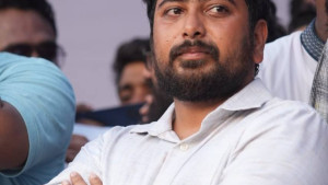 ভোট কারচুপির অভিযোগে নাহিদ ইসলামের বিরুদ্ধে মামলা