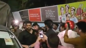 কেন্দ্রীয় শহীদ মিনার এলাকায় প্রকাশ্যে গুলি, আটক ১