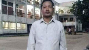 ঠাকুরগায়ে কারাগারে থেকেও বেতন তুলছেন ডিসি অফিসের কর্মচারী